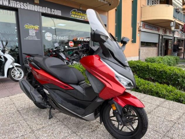 HONDA Forza 350 TUTTO INCLUSO ANCHE PASSAGGIO! MINI RATE rif. 24230093 - Foto 6