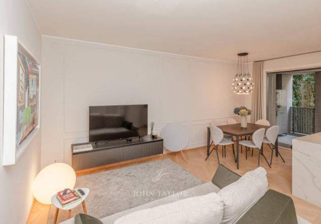 Appartamento di 90 m² con 5 locali e box auto in affitto a Milano - Foto 2