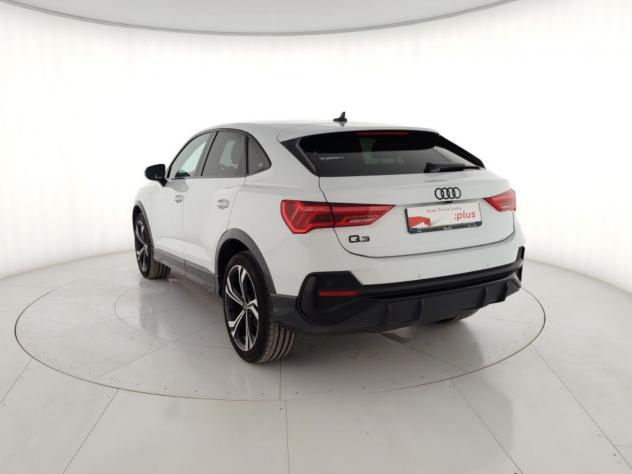 Audi Q3 Sportback 35 TFSI S tronic Identity Black - Foto 2