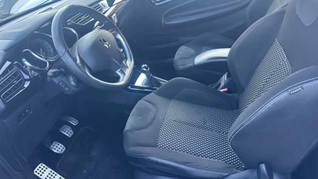 Ds DS3 3 1.6 e-HDi 90 airdream Just Black - Foto 6
