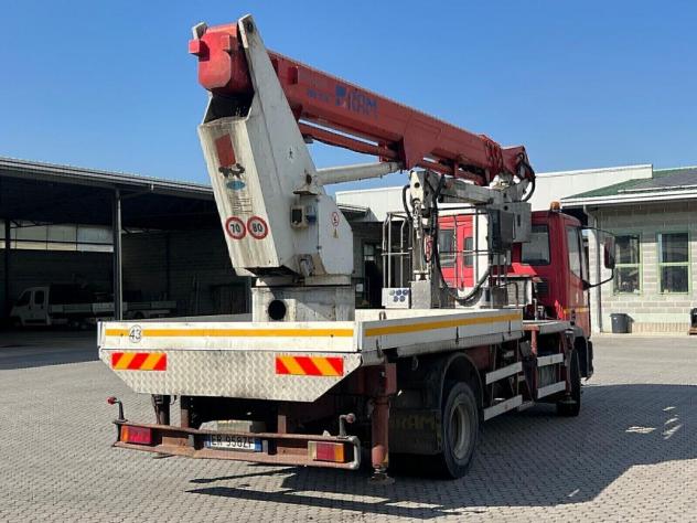 IVECO eurocargo piattaforma aerea 28 mt - Foto 3