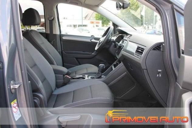 VOLKSWAGEN Touran 2.0 TDI 150CV SCR DSG Active BlueMotion Technology rif. 20033897 - Foto 4