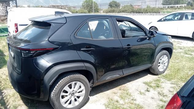 Toyota Yaris Cross 1.5 Hybrid 5p. E-CVT Active SINISTRATA
