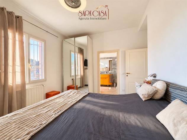 Casa bifamiliare con ampi servizi e corte esclusiva - Foto 8