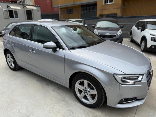 Audi A3 1.6 TDI 116 CV Design - Foto 8