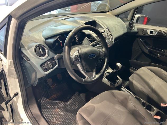 FORD Fiesta 1.5 TDCi 75 CV 5p. - Foto 4