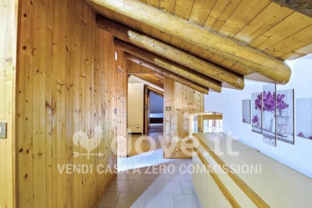 Appartamento di 200 m² con 5 locali in vendita a Casalzuigno - Foto 15