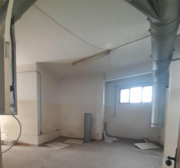 Locale comm.le/Fondo in vendita a Castelfranco di Sotto 130 mq Rif: 1104752 - Foto 4