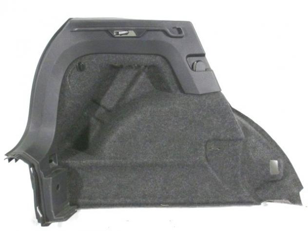 6C6867427 RIVESTIMENTO POSTERIORE LATERALE BAULE SINISTRO VOLKSWAGEN POLO 1.4 D 55KW 5M 5P (2015) RICAMBIO USATO 6R6867761D