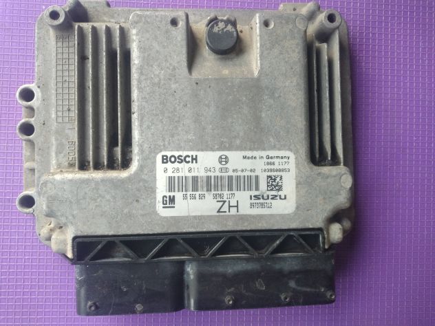 Centralina ECU 55556829 0281011943 OPEL ASTRA H 1.7 CDTI OPEL ASTRA H 1.7 CDTI