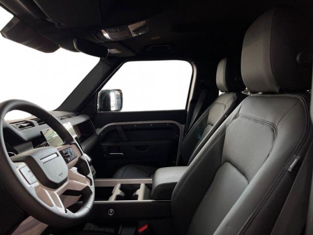 Land Rover Defender VII 2025 110 110 3.0d mhev X-Dynamic SE awd 200cv auto - Foto 7