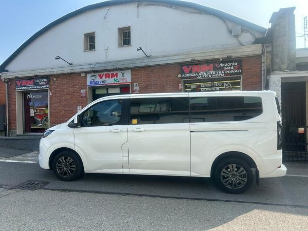 Ford Tourneo CUSTOM 2.5 Plug In Hybrid Titanium
