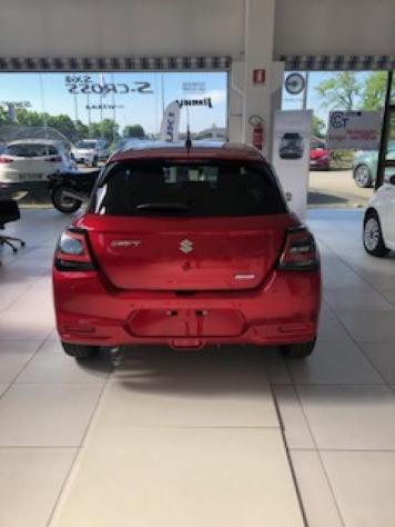 SUZUKI Swift 1.2 Hybrid 4WD AllGrip Top NUOVO DA IMMATRICOLARE rif. 20967411 - Foto 6