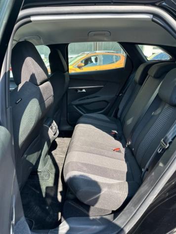 PEUGEOT 3008 BlueHDi 130 S&S EAT8 Active Pack rif. 23824798 - Foto 8