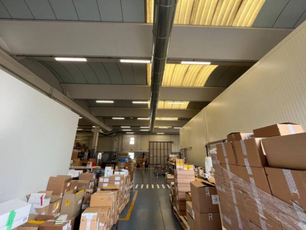 Immobile di 1600 m² con più di 5 locali in vendita a Brescia - Foto 6