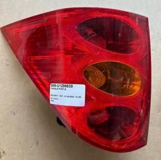 FANALE POST.S. 999-U1296639 Parti elettriche Fanaleria Fanali Fanale post. sx. PEUGEOT - 1007 - 01-04-2005 - 01-06-2010