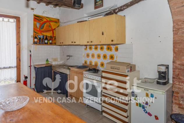Rustico / Casale di 300 m² con più di 5 locali e posto auto in vendita a Casole d'Elsa - Foto 9