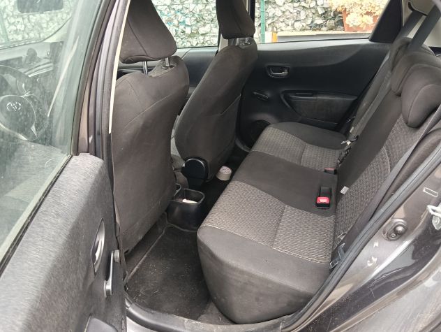 yaris 1000 lounge 2014 - Foto 5