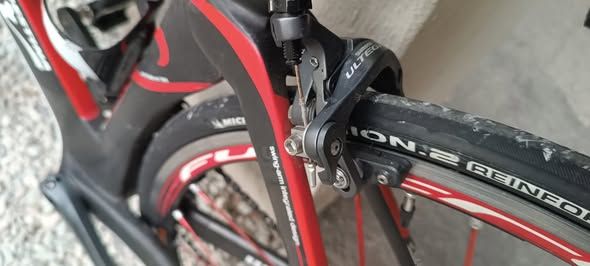 vendo wiler taglia S centouno air 11v in carbonio- prezzo 1.100 euro trattabili - Foto 4