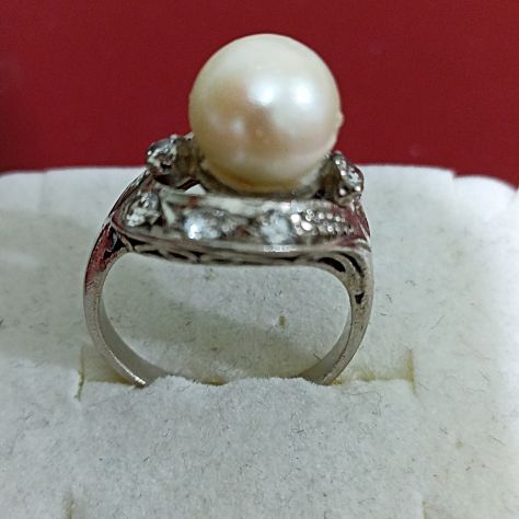 ANELLO PERLA con BRILLANTI