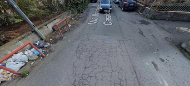 Immobile in asta di 120 m², box auto in vendita a Aci Catena
