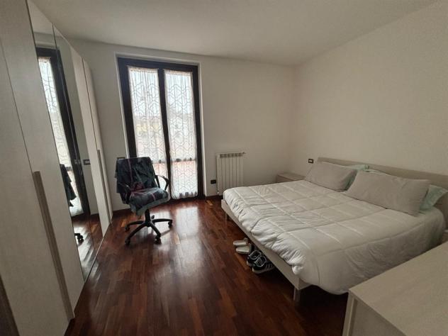 In Vendita Bilocale con ingresso indipendente e giardino privato - Foto 9