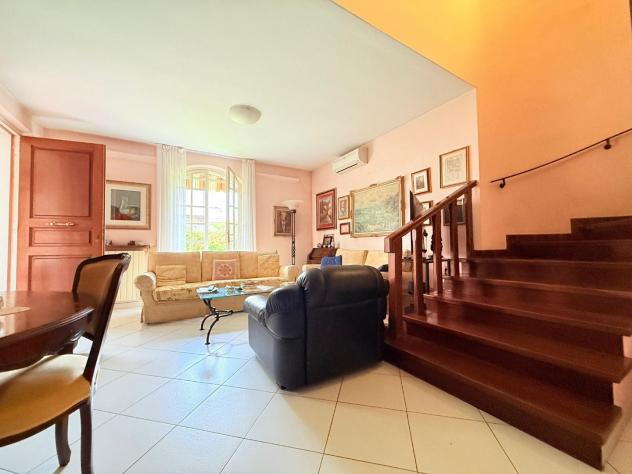Villetta bifamiliare in vendita a Marina di Massa - Massa 220 mq Rif: 1358873 - Foto 10