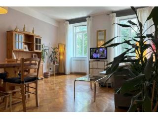 Flat Belpoggio 13