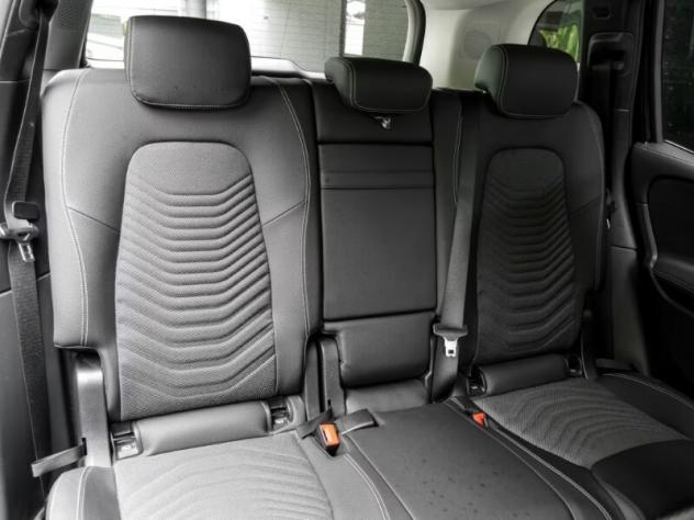 MERCEDES GLB (X247) GLB 180 Automatic Progressive Advanced - Foto 8