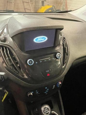 FORD Tourneo Courier 1.0 EcoBoost 100 CV Sport rif. 23666575 - Foto 6