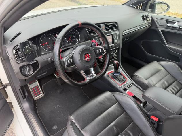 Volkswagen Golf SPORT 2.0 TDI GTD #11955 - Foto 8