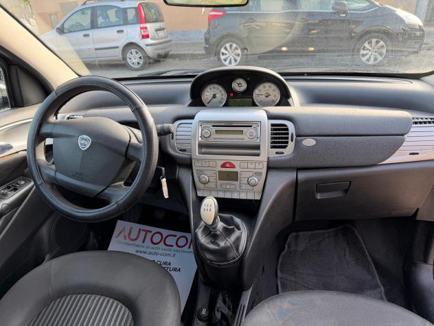 Lancia Ypsilon 1.4 Platino Ecochic GPL - Foto 9