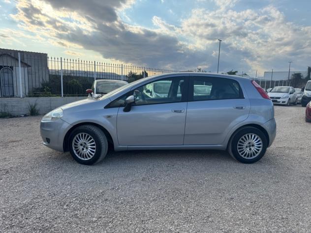 Fiat Grande Punto 1.3 MJT 75 CV 5 porte Dynamic - Foto 9