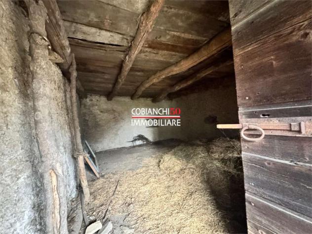 V000788 - CAPREZZO, RUSTICI STORICI IN PIAZZA - Foto 18