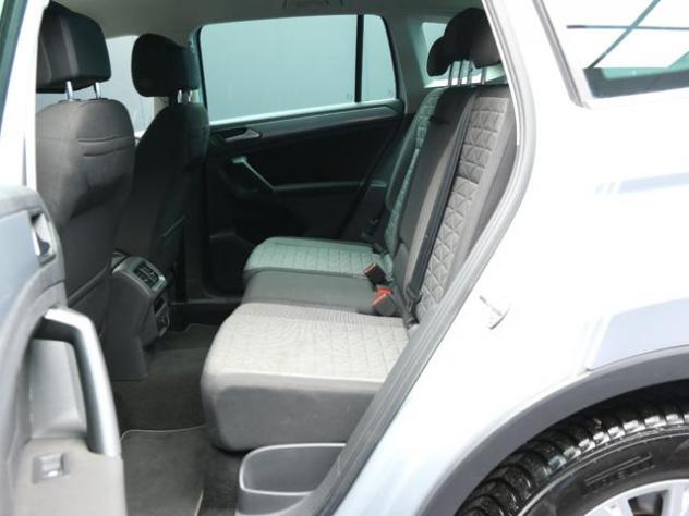 VOLKSWAGEN Tiguan 2.0 TDI 150CV DSG Life rif. 24108477 - Foto 8