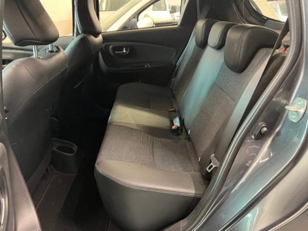 TOYOTA Yaris 1.0 5 porte Lounge rif. 23794661 - Foto 8