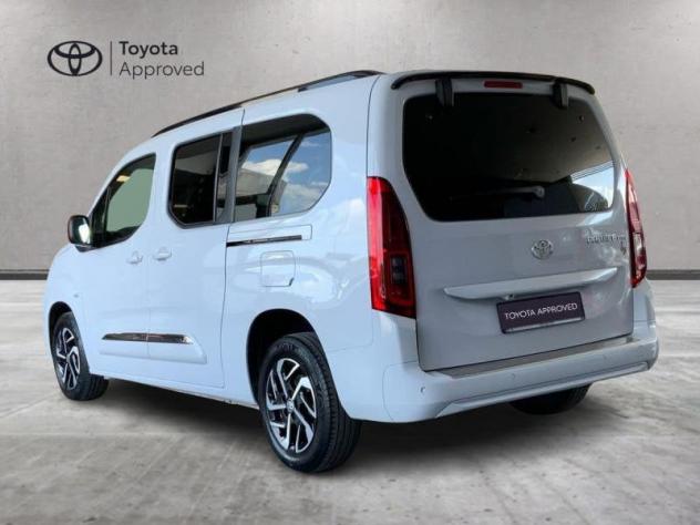 Toyota Proace City Verso 1.5D 130 CV S&S L2 Executive - Foto 6