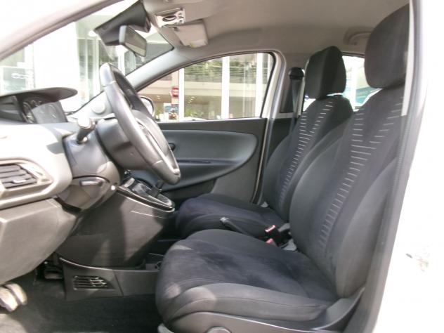 Lancia Ypsilon Ypsilon 1.2 8v Gold s&s 69cv - Foto 10