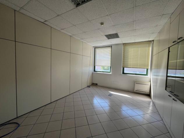 Immobile di 1510 m² con più di 5 locali in vendita a Brescia - Foto 10