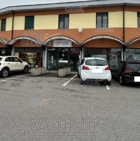 IMMOBILI-IMMOBILE COMMERCIALE-Viale Rinascita, 46028 Sermide MN, Italia - Foto 3