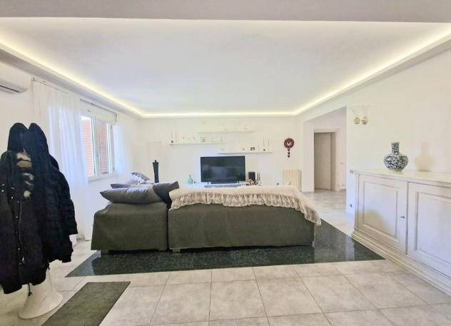 Villa in vendita a Cascina 400 mq Rif: 1358131 - Foto 4