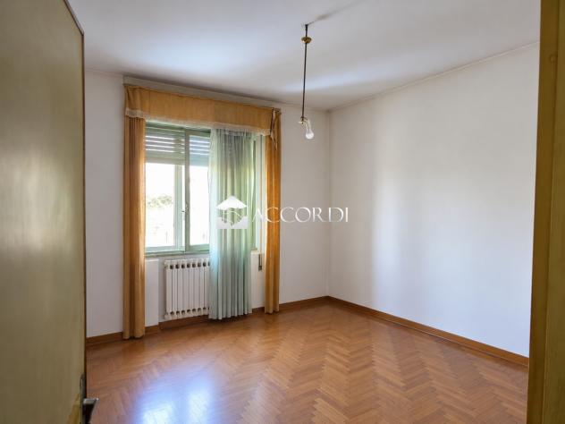 BIFAMILIARE di 7 vani e di 180 mq (DUE CARRARE) rif. DS35 - Foto 11