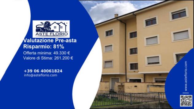 Immobile in asta di 57 m² con più di 5 locali e box auto doppio in vendita a Terni - Foto 2