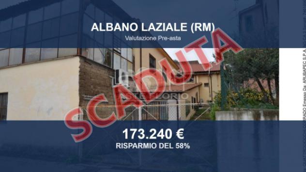 Immobile in asta di 525 m² con più di 5 locali in vendita a Albano Laziale