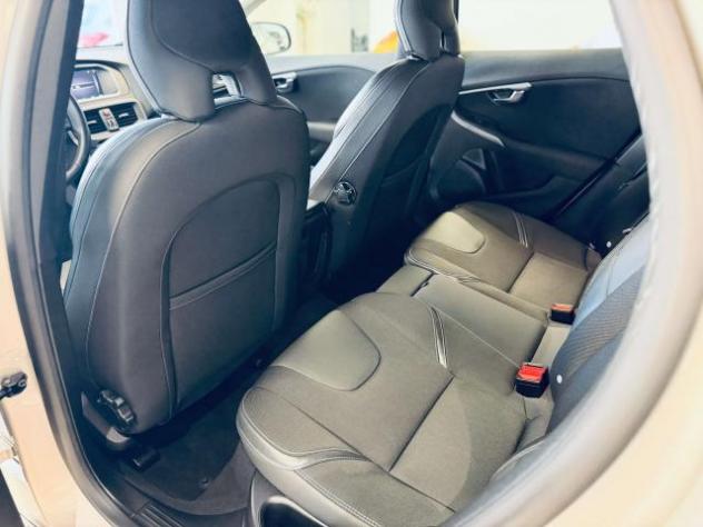 Volvo V40 2.0 d2 Business Plus - Foto 9