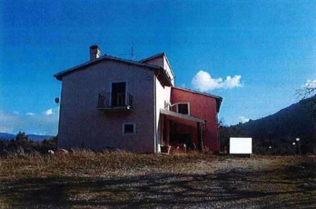 Immobile in asta di 350000 m² con più di 5 locali in vendita a Spoleto - Foto 2