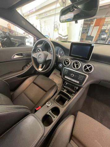 MERCEDES - Classe A - A 180 d Automatic Premium - Foto 5