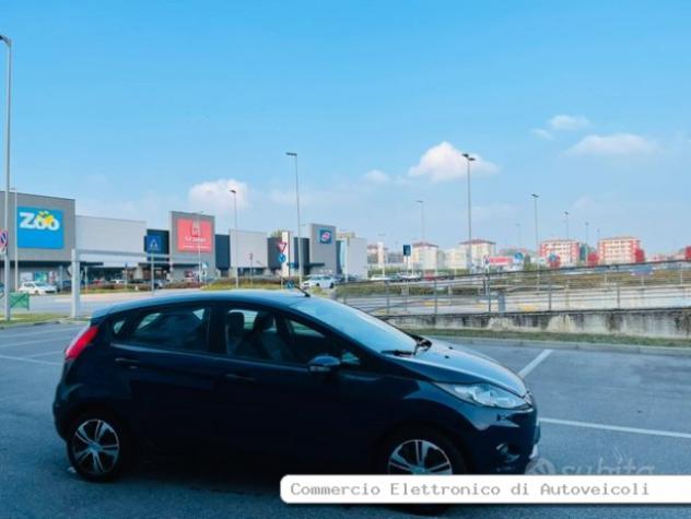 Ford Fiesta 1.2 benzina manuale clima x neopatenta - Foto 5