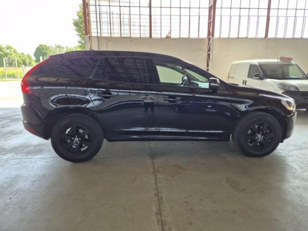 VOLVO XC60 D3 Geartronic R-design Momentum rif. 23980112 - Foto 3