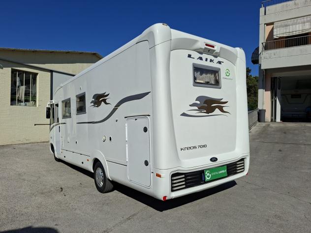 MOTORHOME LAIKA DUCATO SEMIDINETTE GARAGE BASCULANTE CLIMATIZZATORE FOTOVOLTAICO CAMPEGGIO CAMPER USATI GENERALI 1407 - Foto 3